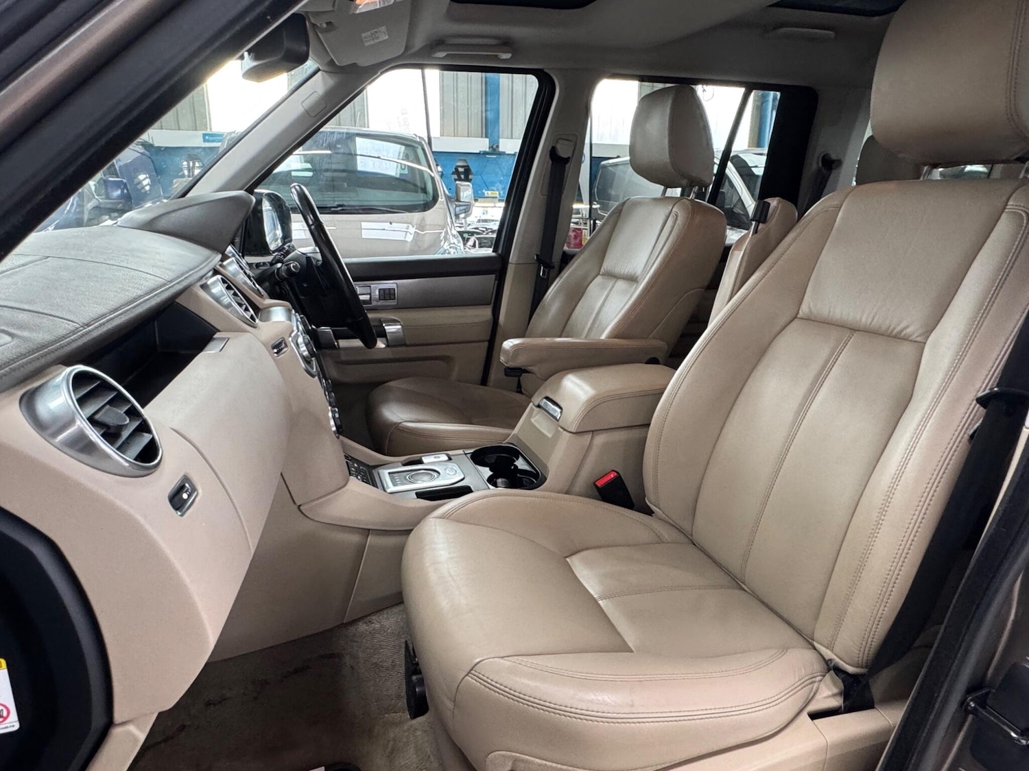 Used Land Rover Discovery 2015 for sale - 78099844: Photo 28