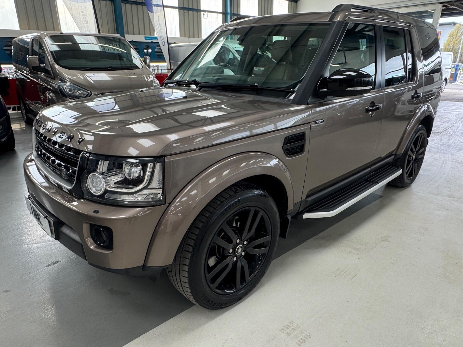 Used Land Rover Discovery 2015 for sale - 78099844: Photo 3