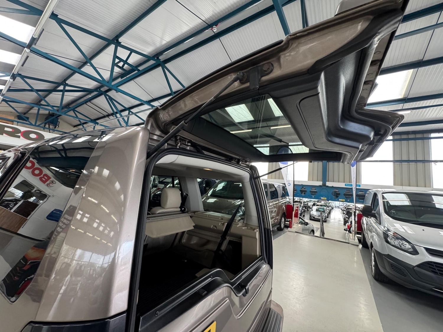 Used Land Rover Discovery 2015 for sale - 78099844: Photo 32