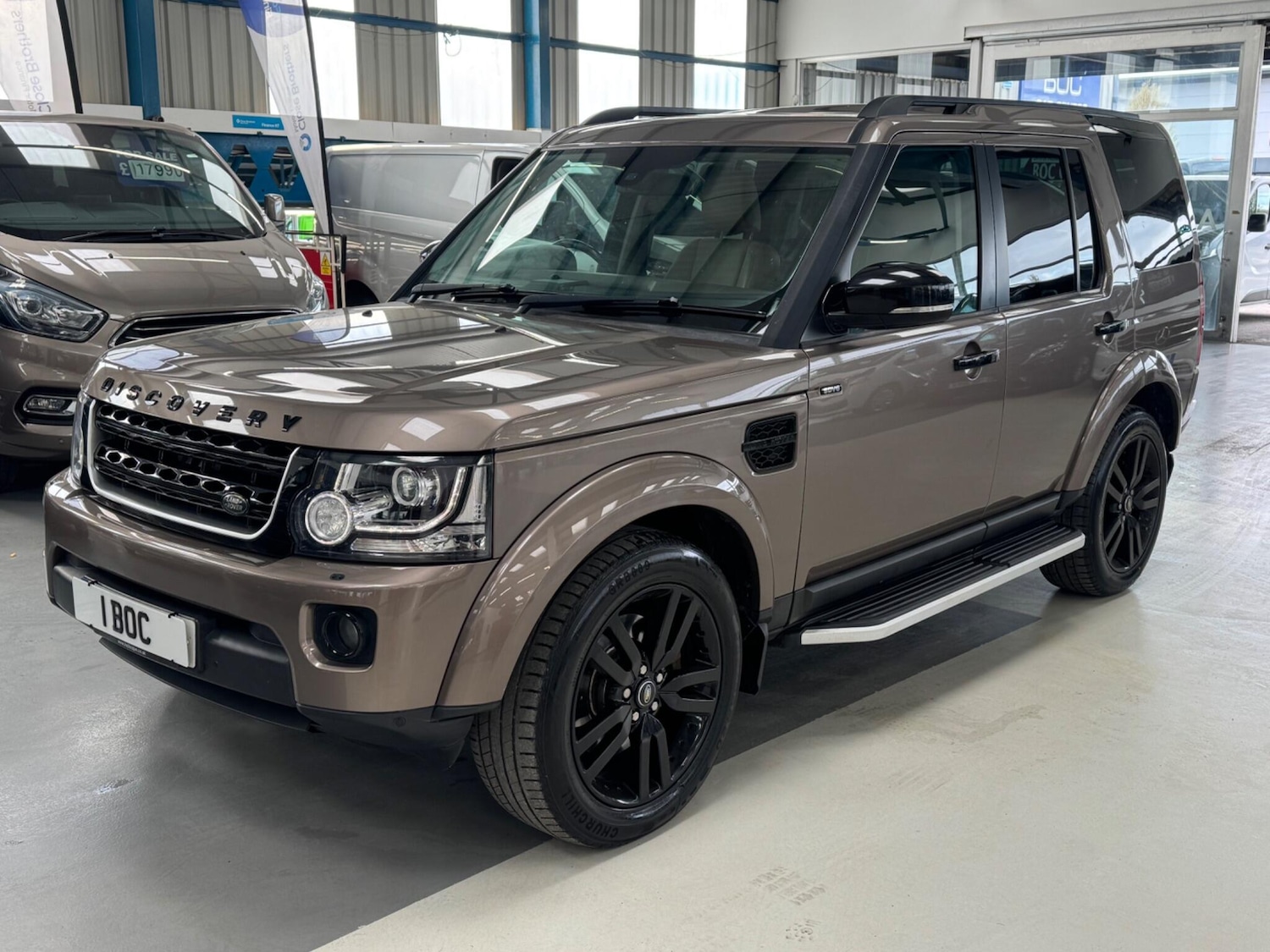 Used Land Rover Discovery 2015 for sale - 78099844: Photo 6