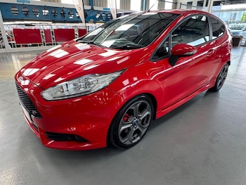 Used Ford Fiesta 2015 for sale - 78684360: Photo