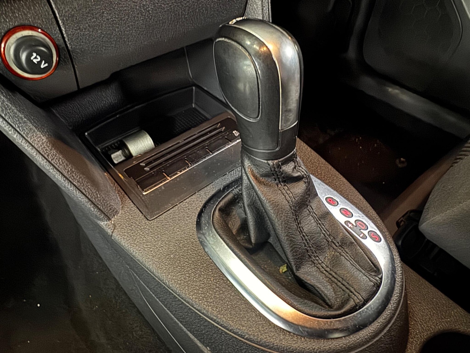 Used Volkswagen Touran 2012 for sale - 77696446: Photo 11