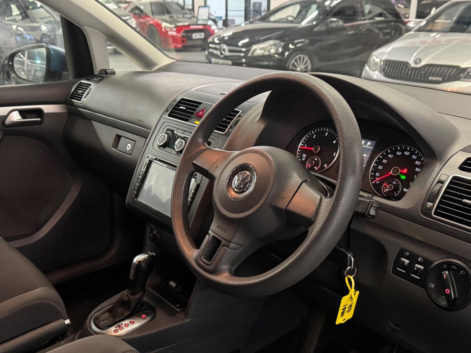 Used Volkswagen Touran 2012 for sale - 77696446: Photo 29