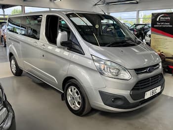 Used Ford Tourneo Custom 2015 for sale - 79807620: Photo