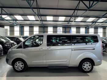 Used Ford Tourneo Custom 2015 for sale - 79807620: Photo