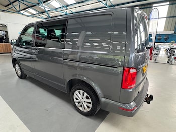 Used Volkswagen Transporter 2017 for sale - 78662564: Photo