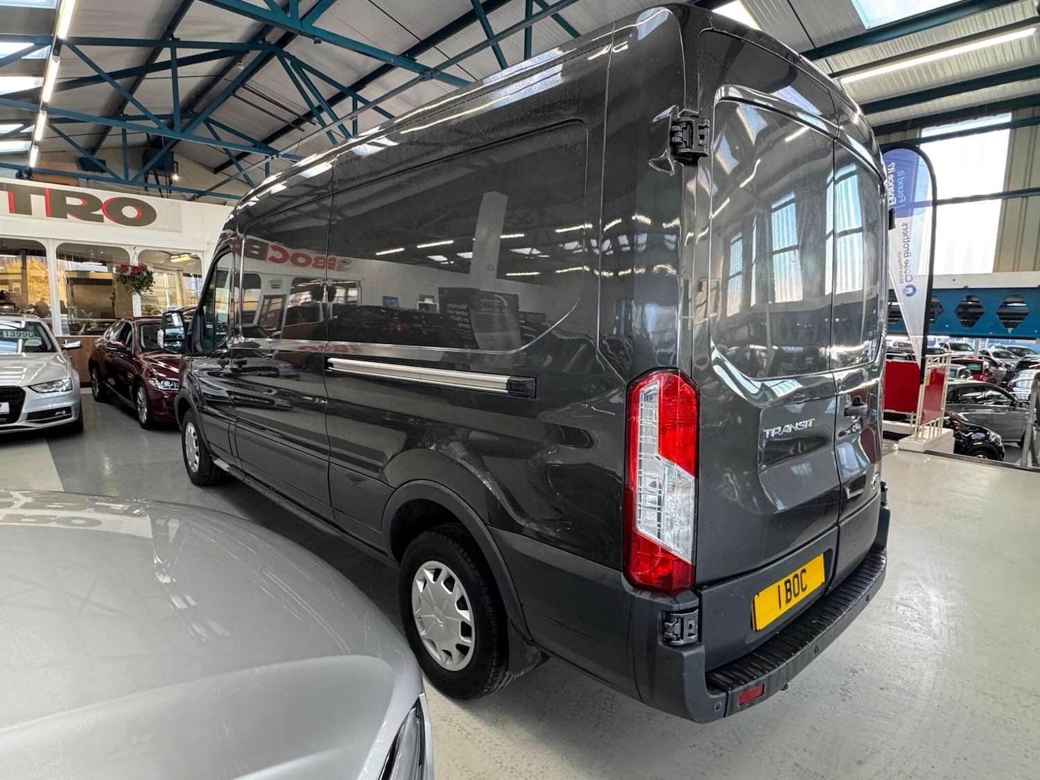 Used Ford Transit 2018 for sale - 77598162: Photo 6