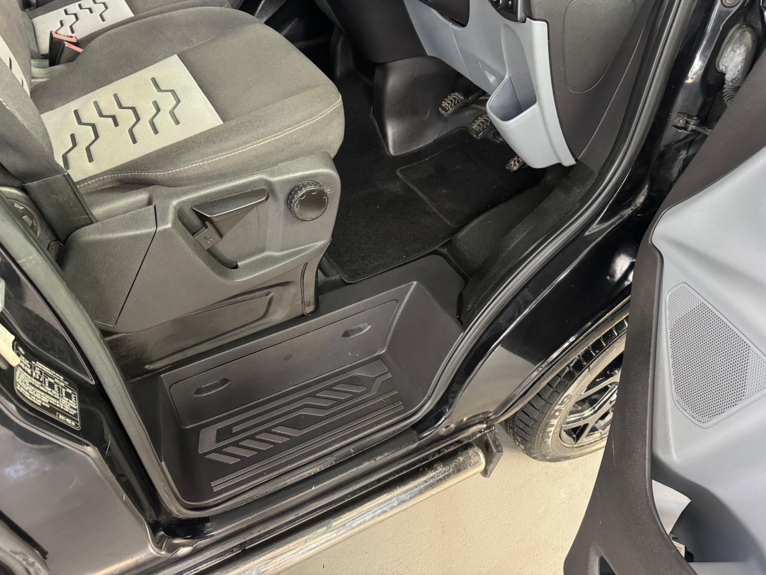 Used Ford Transit Custom 2014 for sale - 77559399: Photo 24