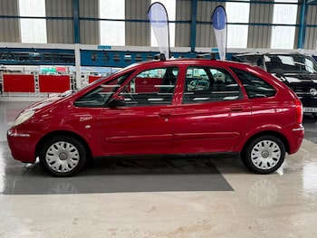 Used Citroen Xsara Picasso 2010 for sale - 78923321: Photo