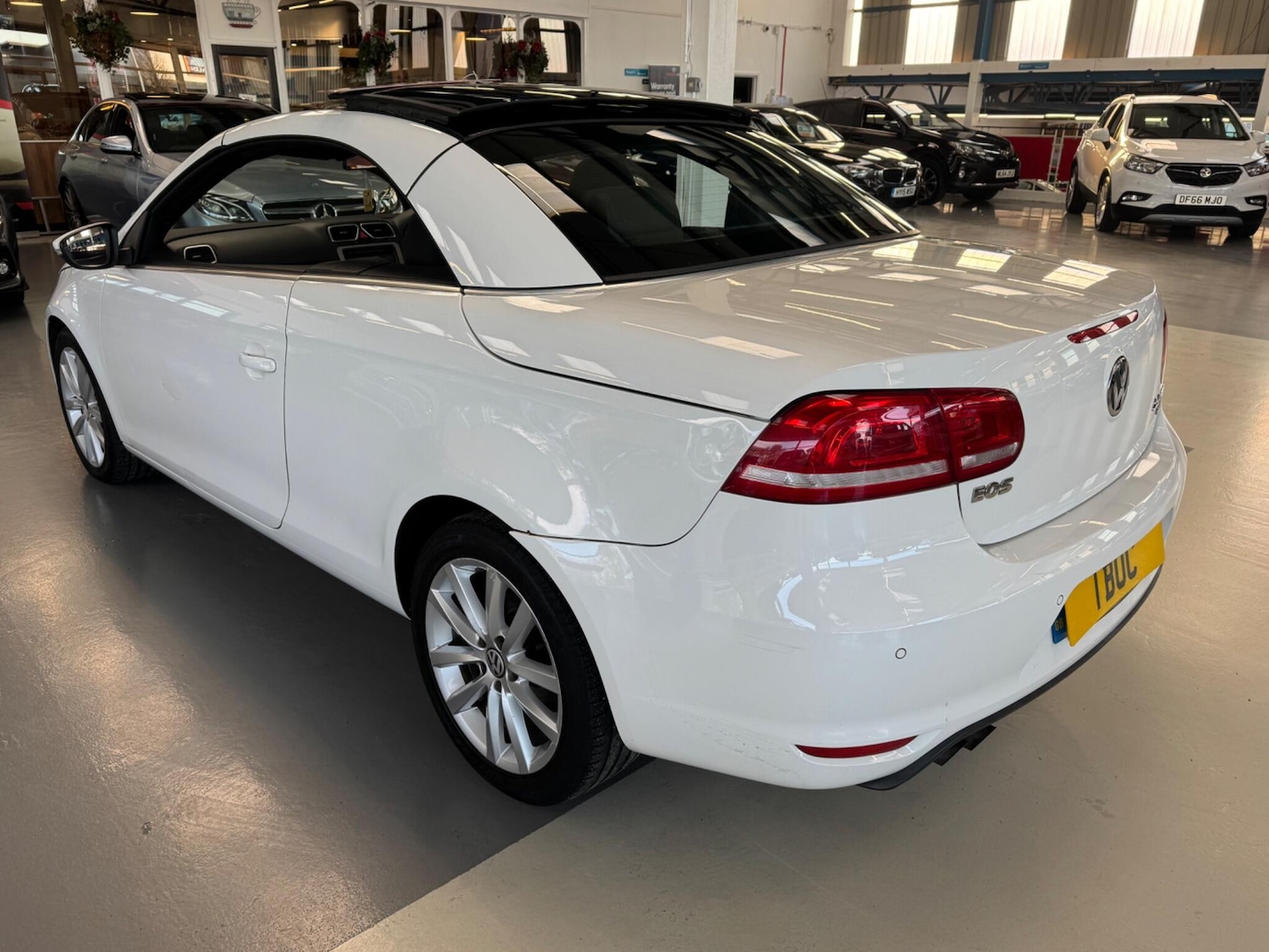 Used Volkswagen EOS for sale - 77497356: Photo 4