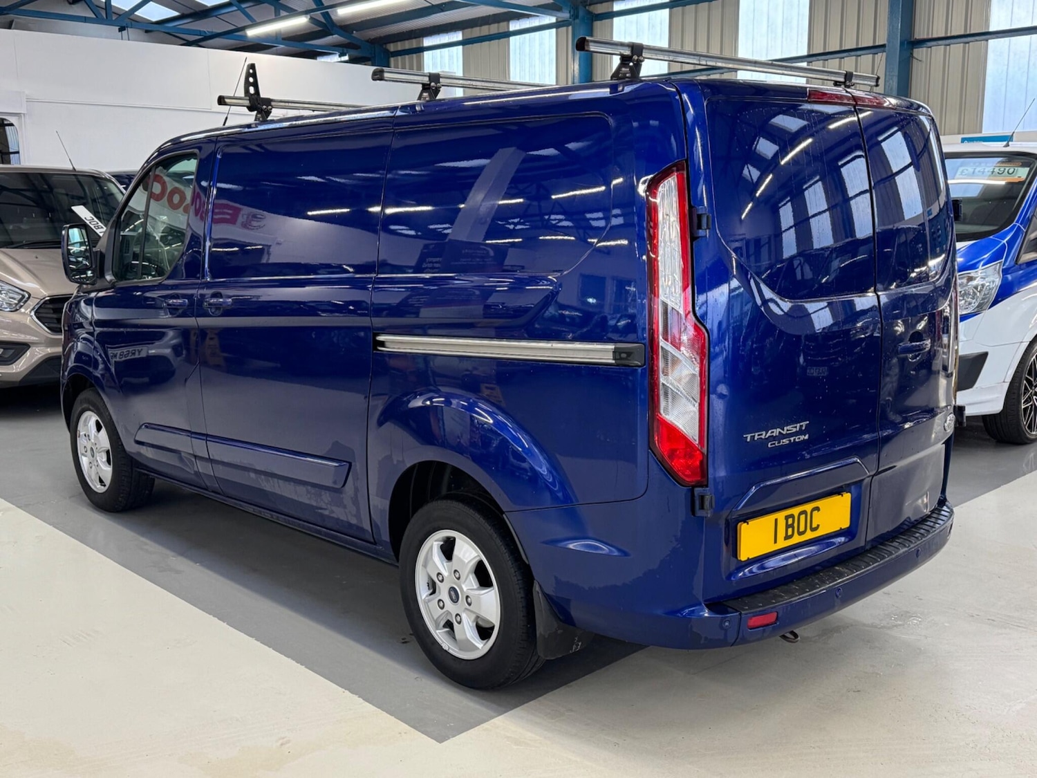 Used Ford Transit Custom 2017 for sale - 77364313: Photo 5