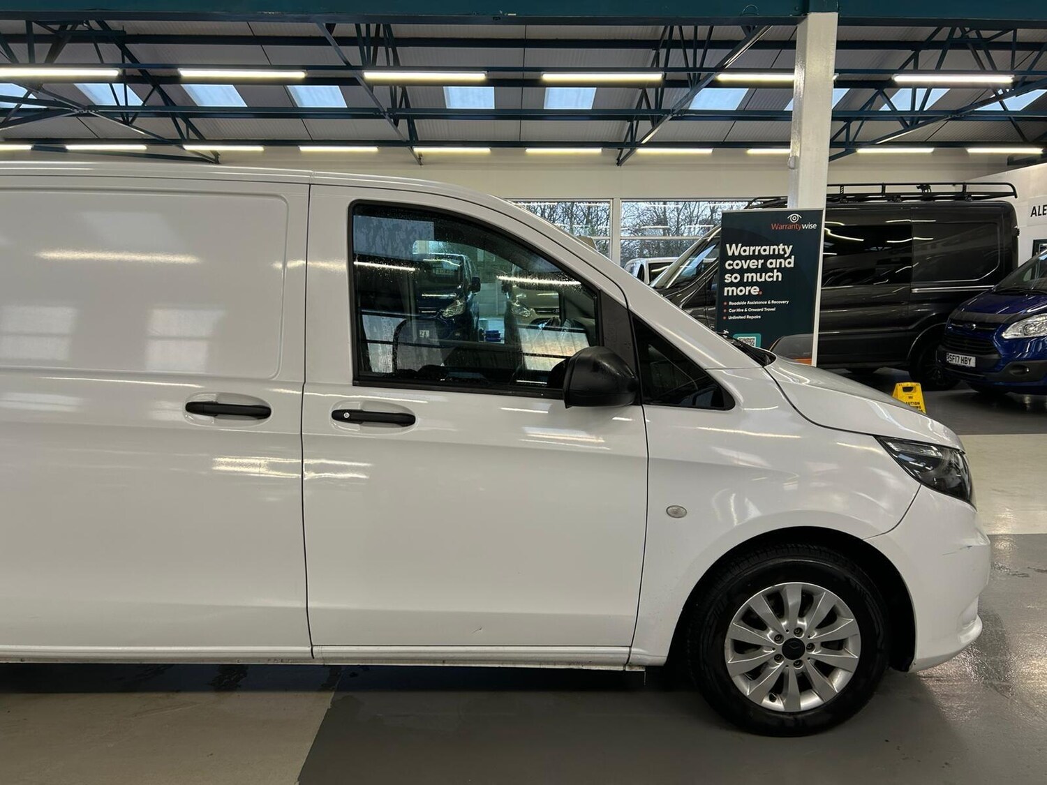 Used Mercedes-Benz Vito 2020 for sale - 77882222: Photo 10