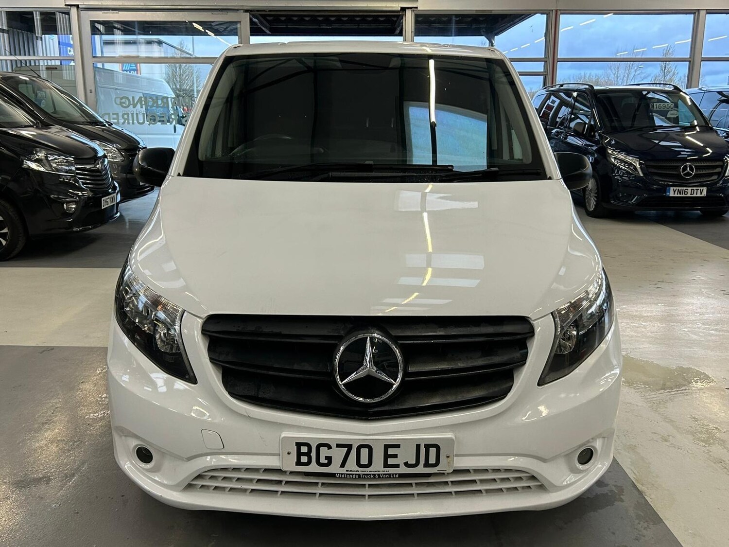 Used Mercedes-Benz Vito 2020 for sale - 77882222: Photo 5