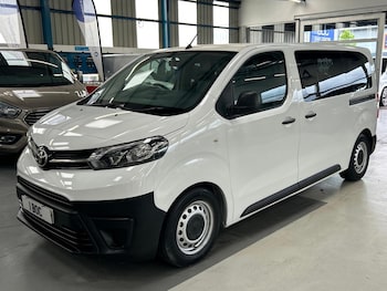 Used Toyota PROACE CITY Verso 2018 for sale - 78471723: Photo