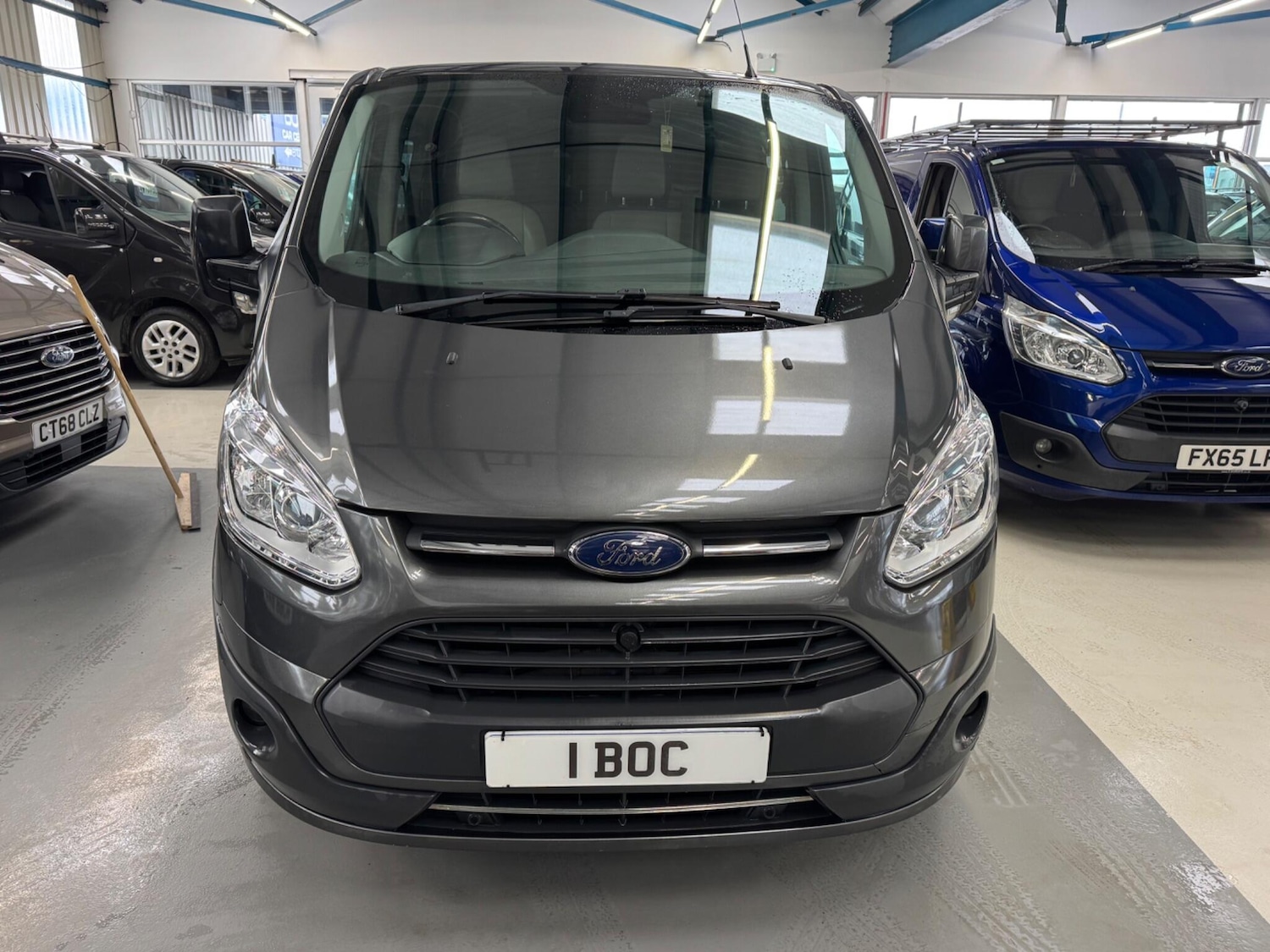 Used Ford Transit Custom 2018 for sale - 77467923: Photo 2