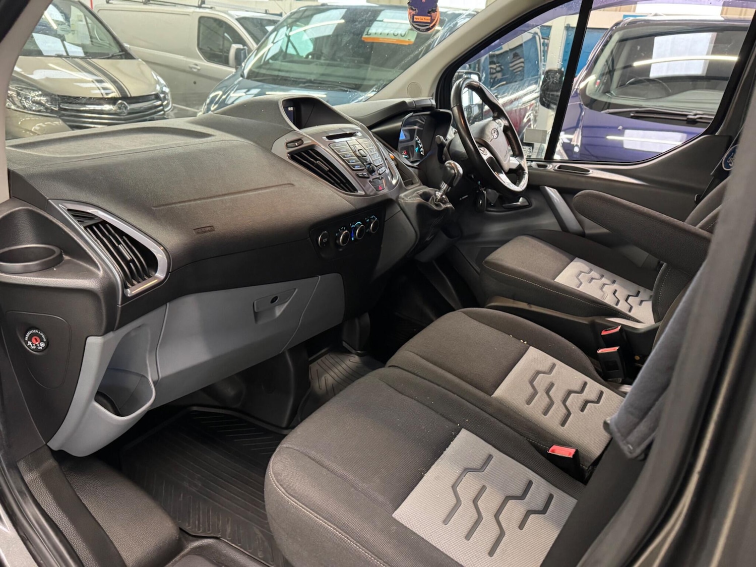 Used Ford Transit Custom 2017 for sale - 77364337: Photo 14