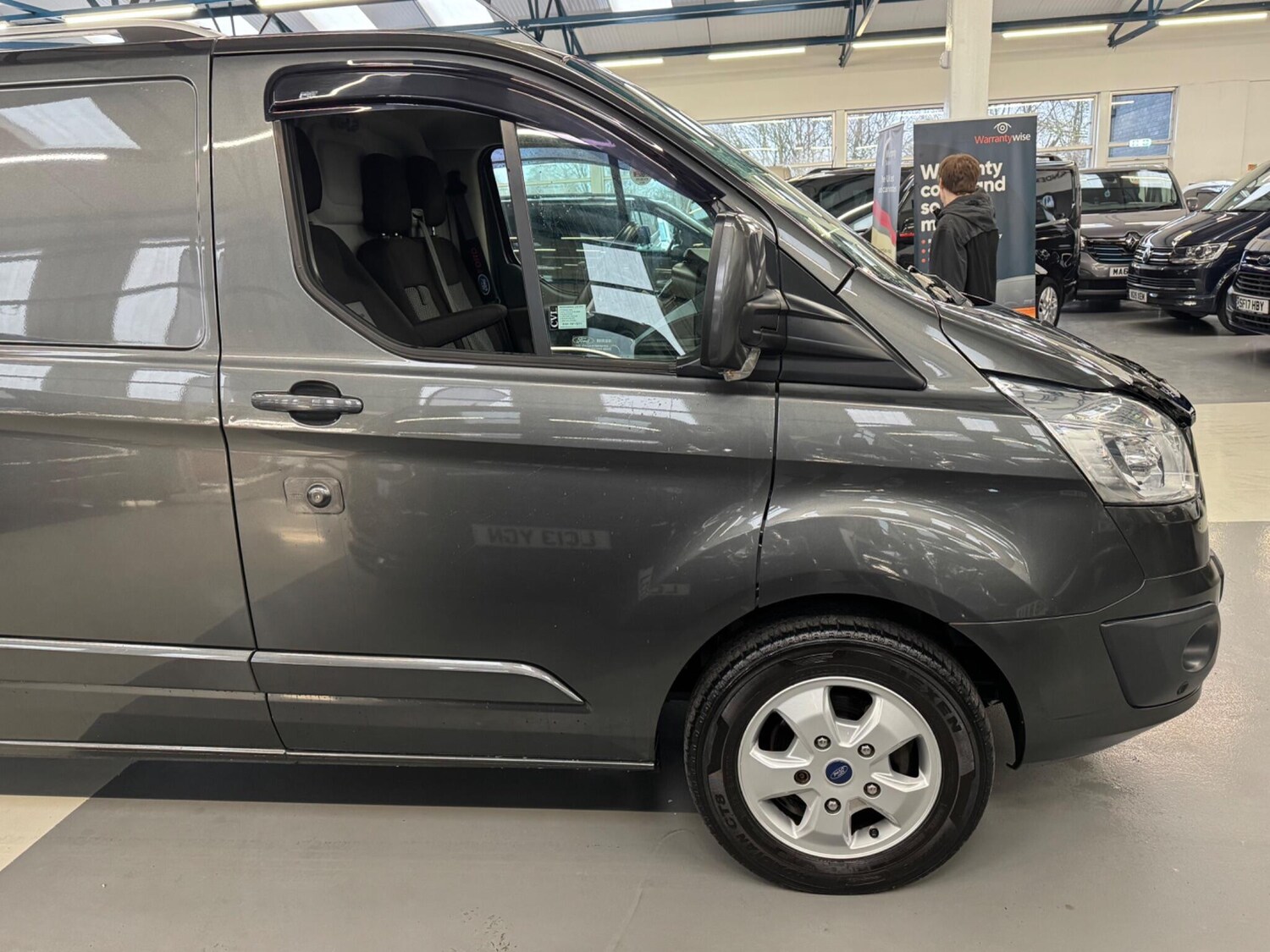 Used Ford Transit Custom 2017 for sale - 77364337: Photo 17