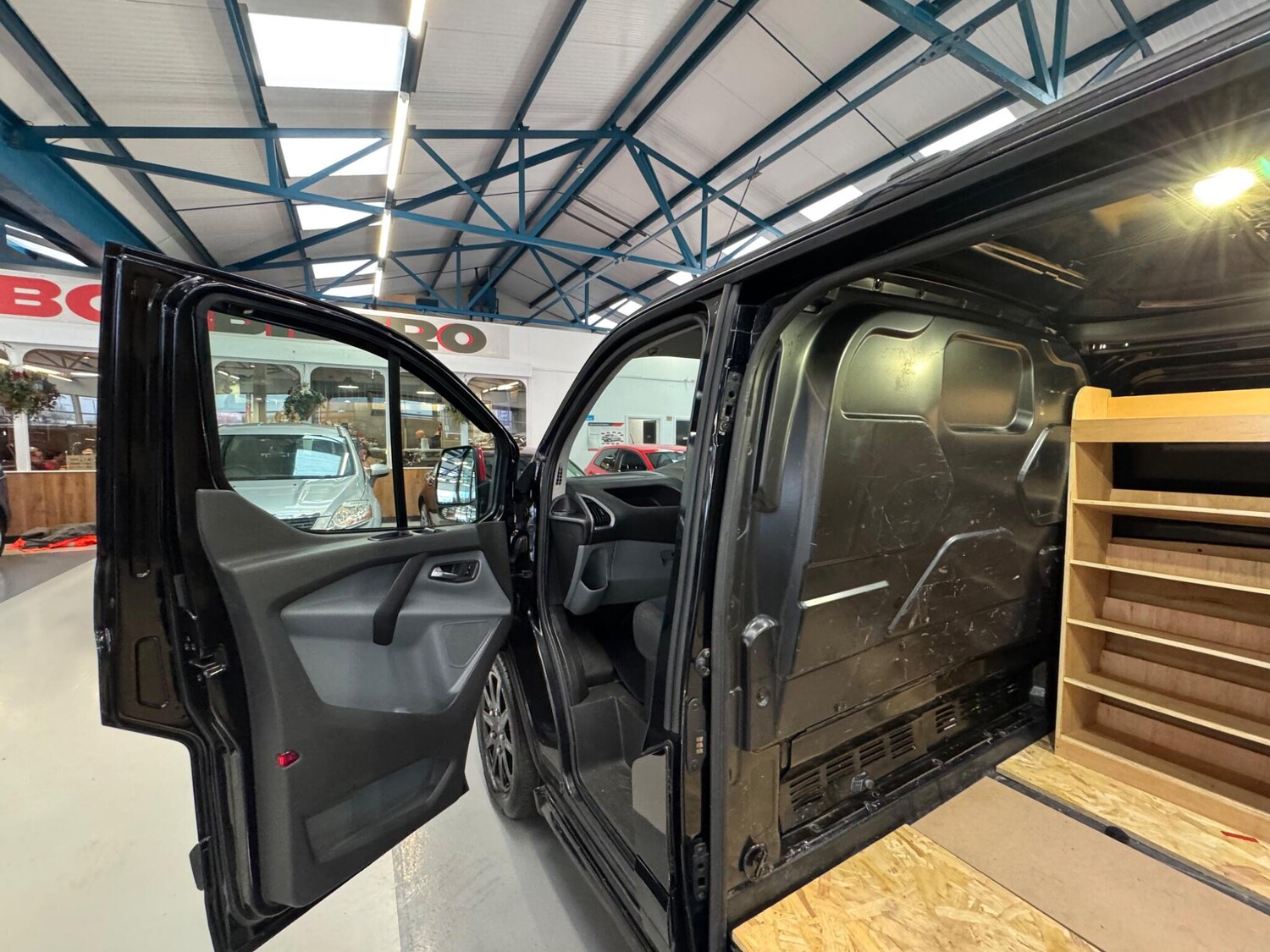 Used Ford Transit Custom for sale - 77364342: Photo 23