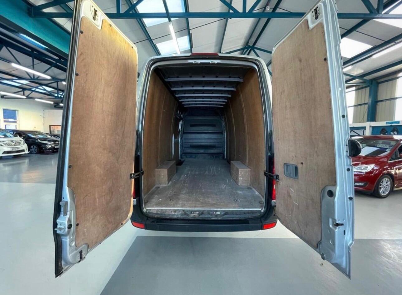 Used Volkswagen Crafter 2013 for sale - 77794260: Photo 12