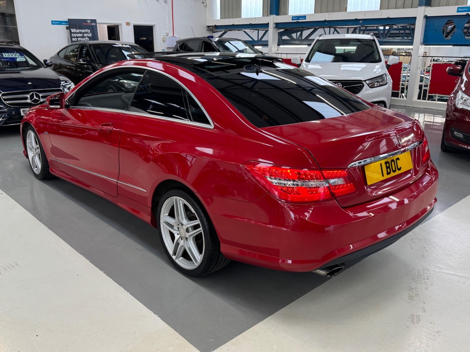 Used Mercedes-Benz E Class for sale - 77599158: Photo 9