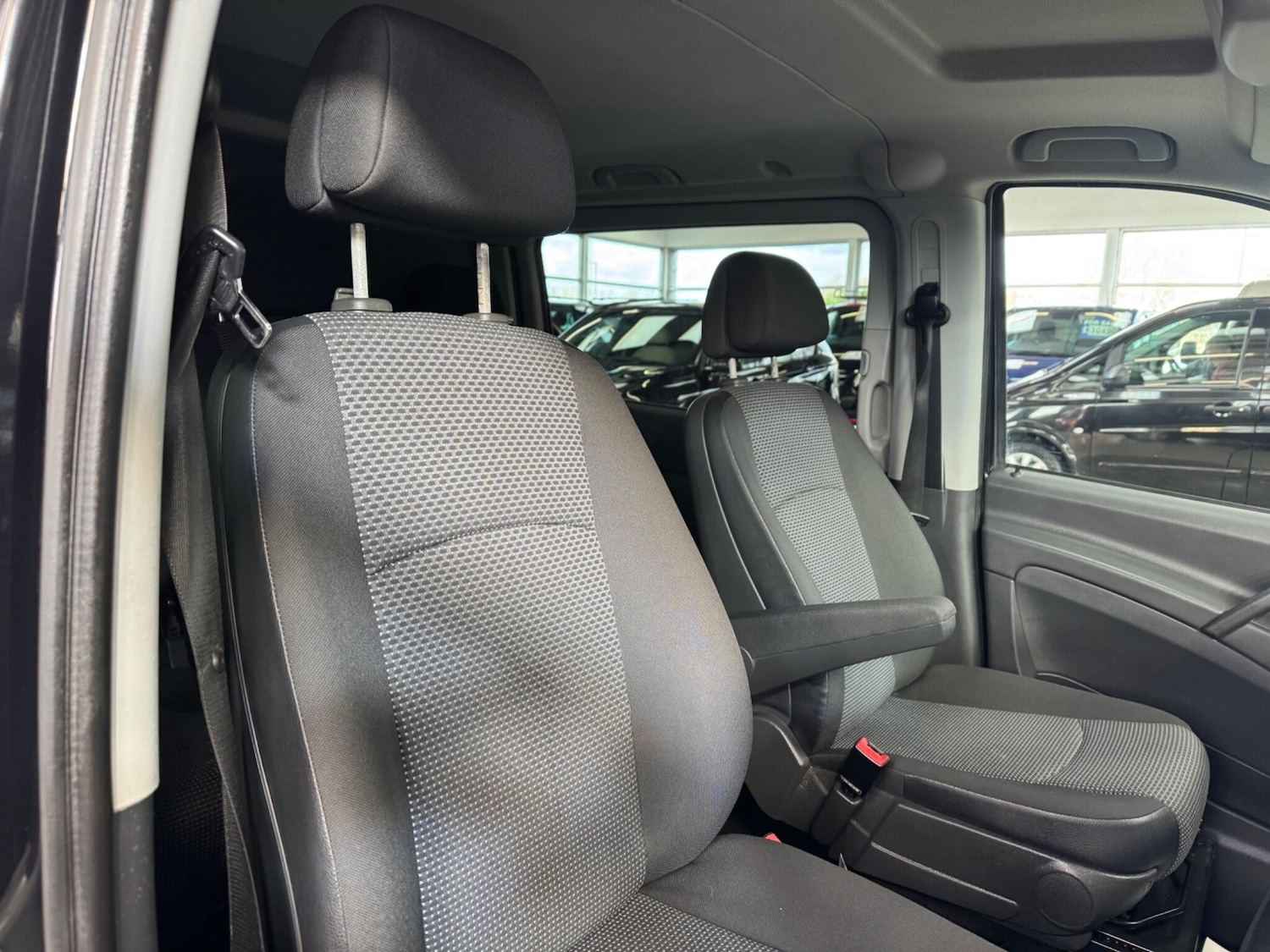 Used Mercedes-Benz Vito 2013 for sale - 77632961: Photo 12