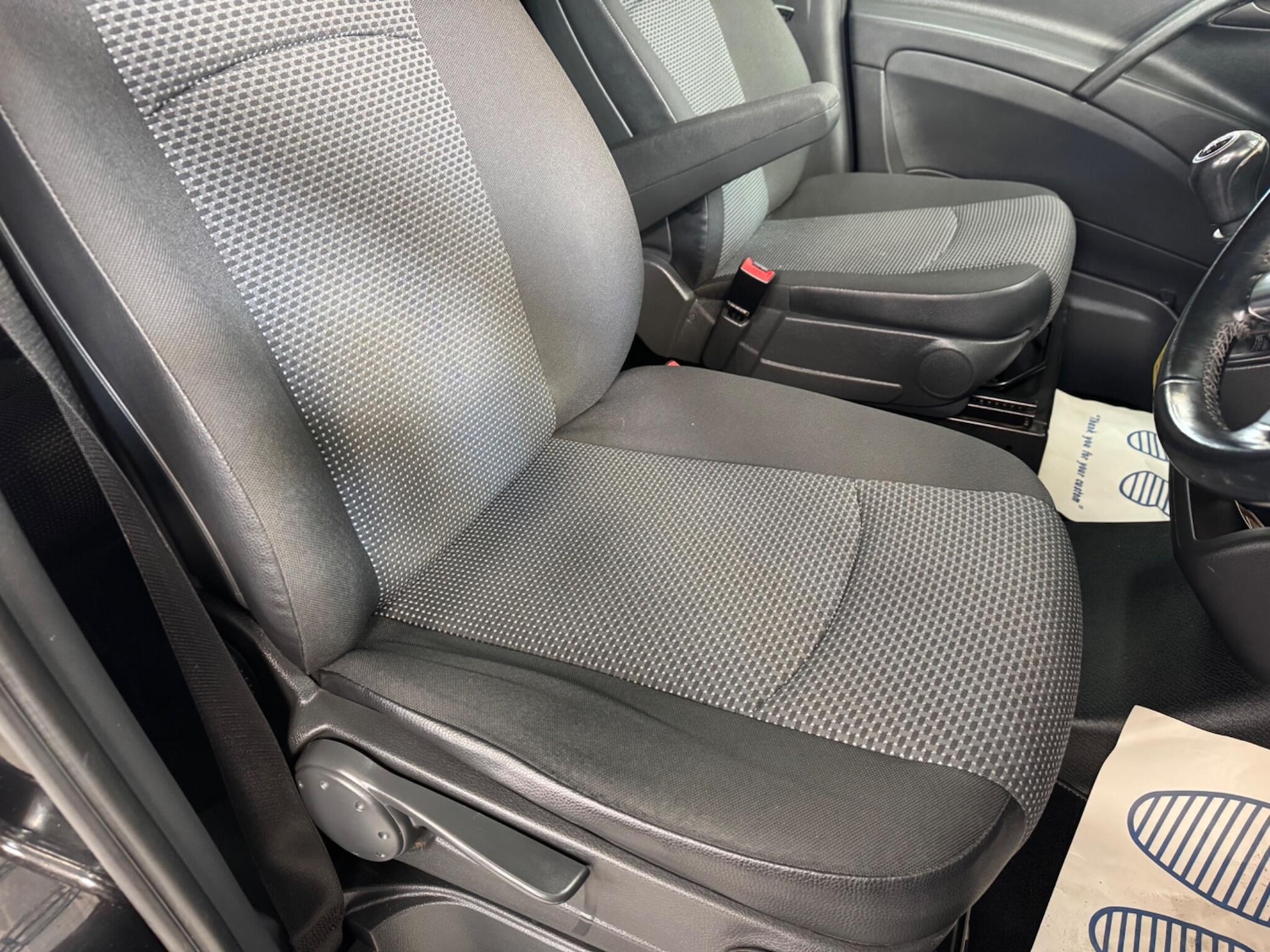 Used Mercedes-Benz Vito 2013 for sale - 77632961: Photo 13