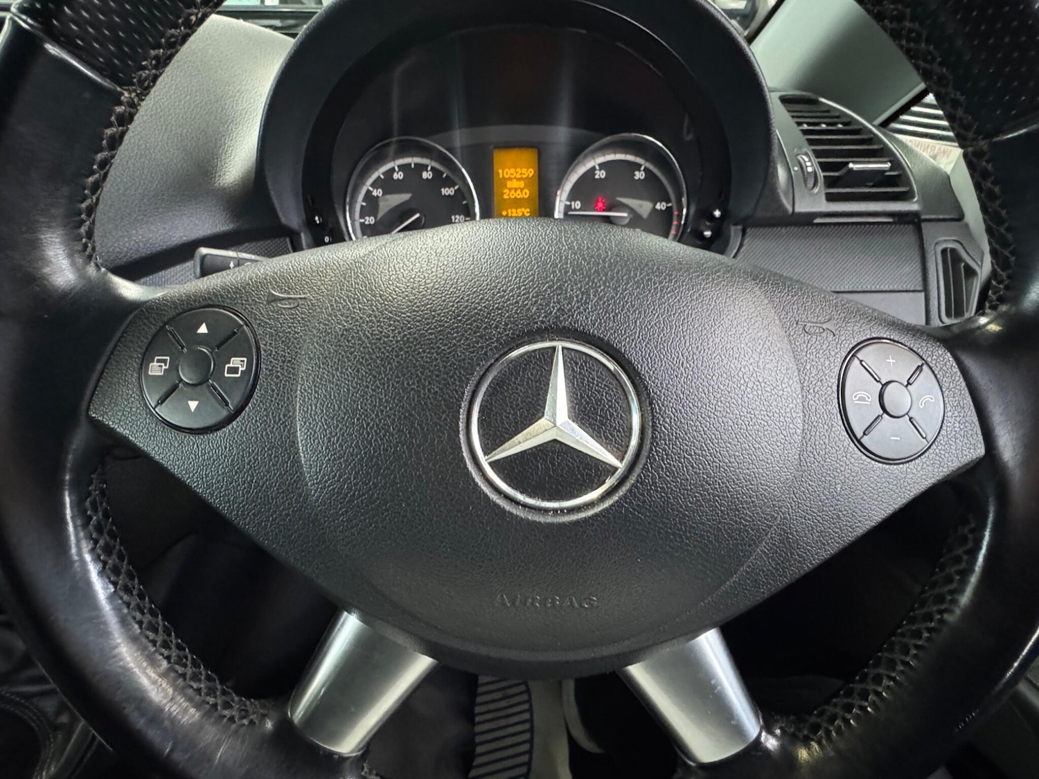 Used Mercedes-Benz Vito 2013 for sale - 77632961: Photo 26