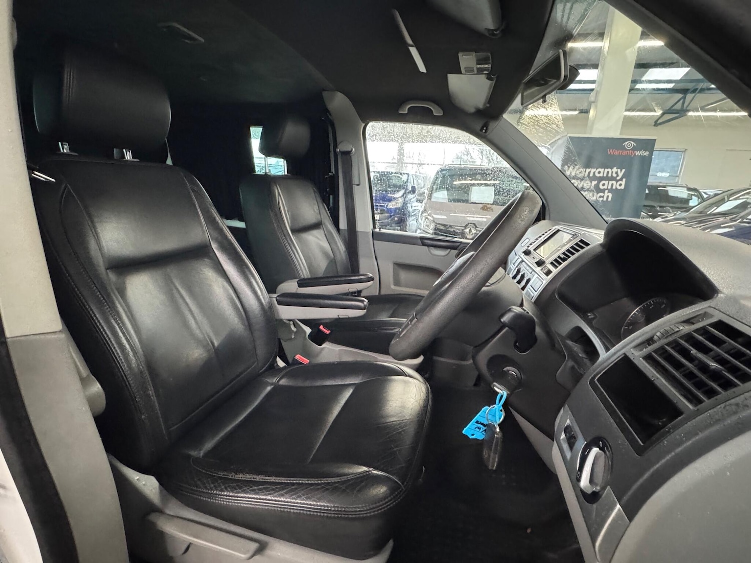 Used Volkswagen Transporter 2012 for sale - 77468573: Photo 13