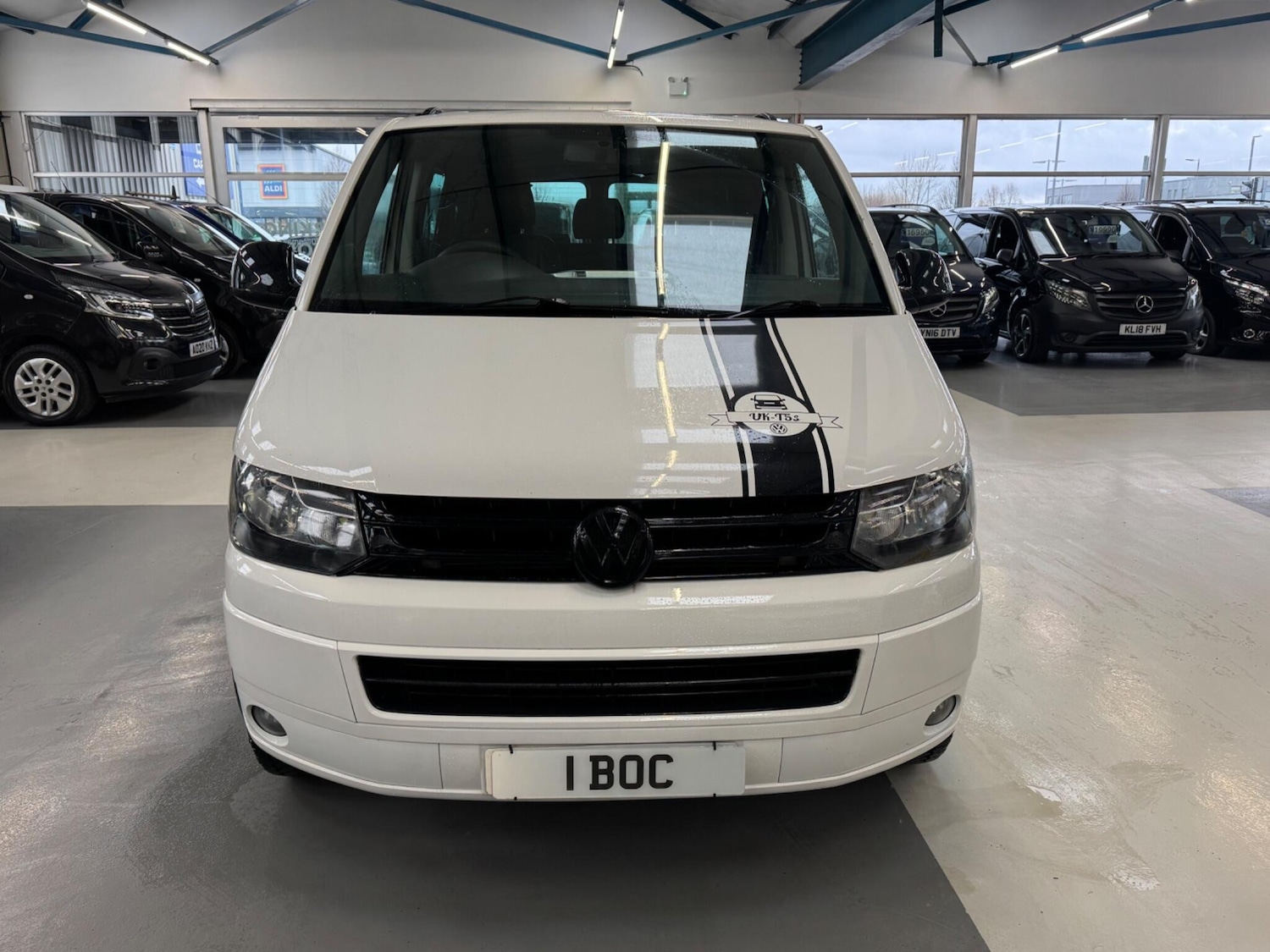 Used Volkswagen Transporter 2012 for sale - 77468573: Photo 2