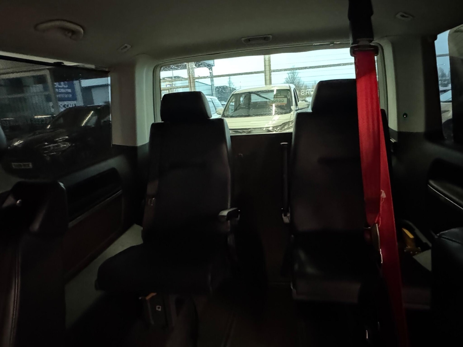 Used Volkswagen Caravelle for sale - 77497496: Photo 23