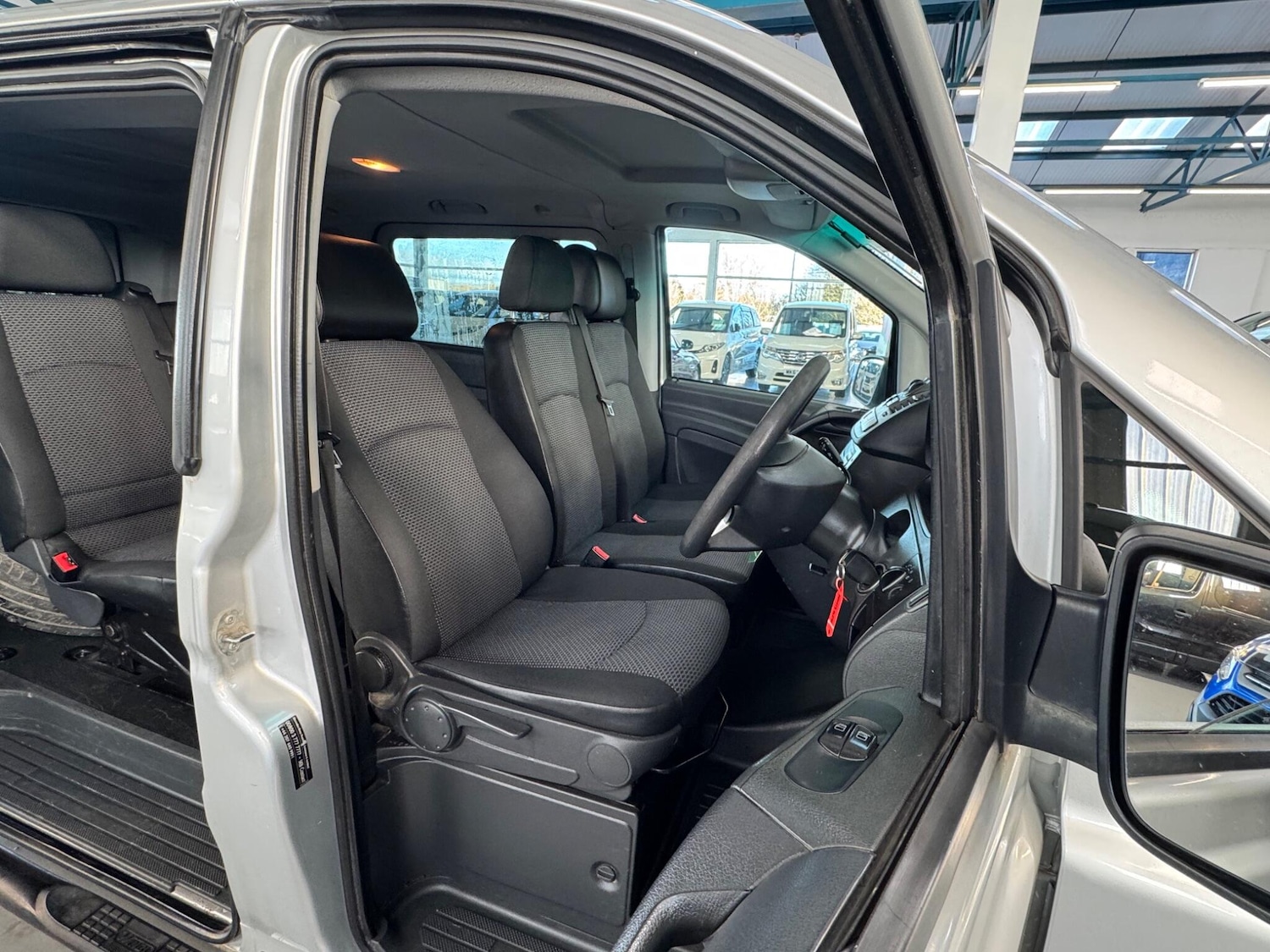 Used Mercedes-Benz Vito 2013 for sale - 77364349: Photo 11