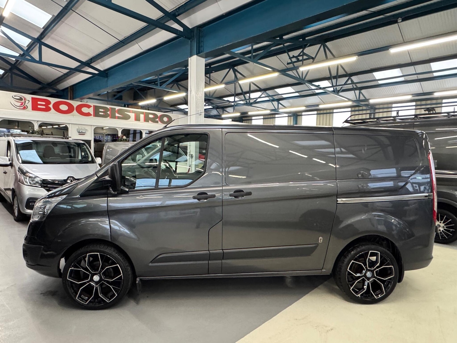 Used Ford Transit Custom for sale - 77574900: Photo 4
