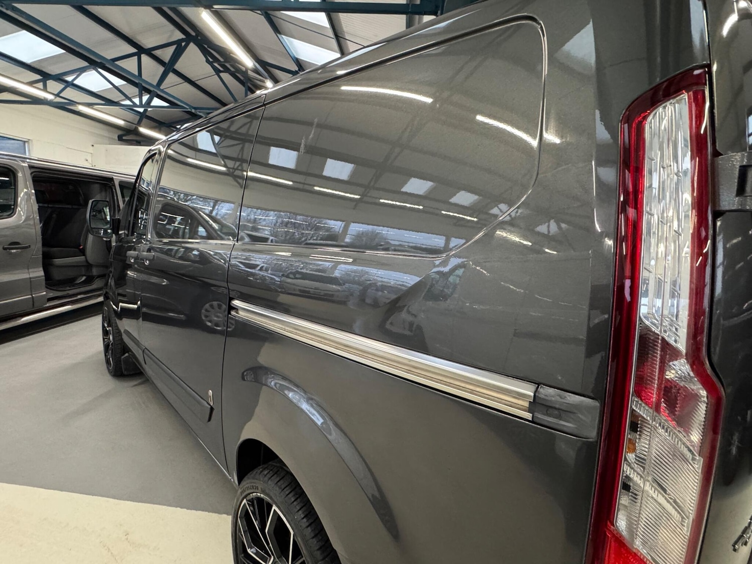 Used Ford Transit Custom for sale - 77574900: Photo 9