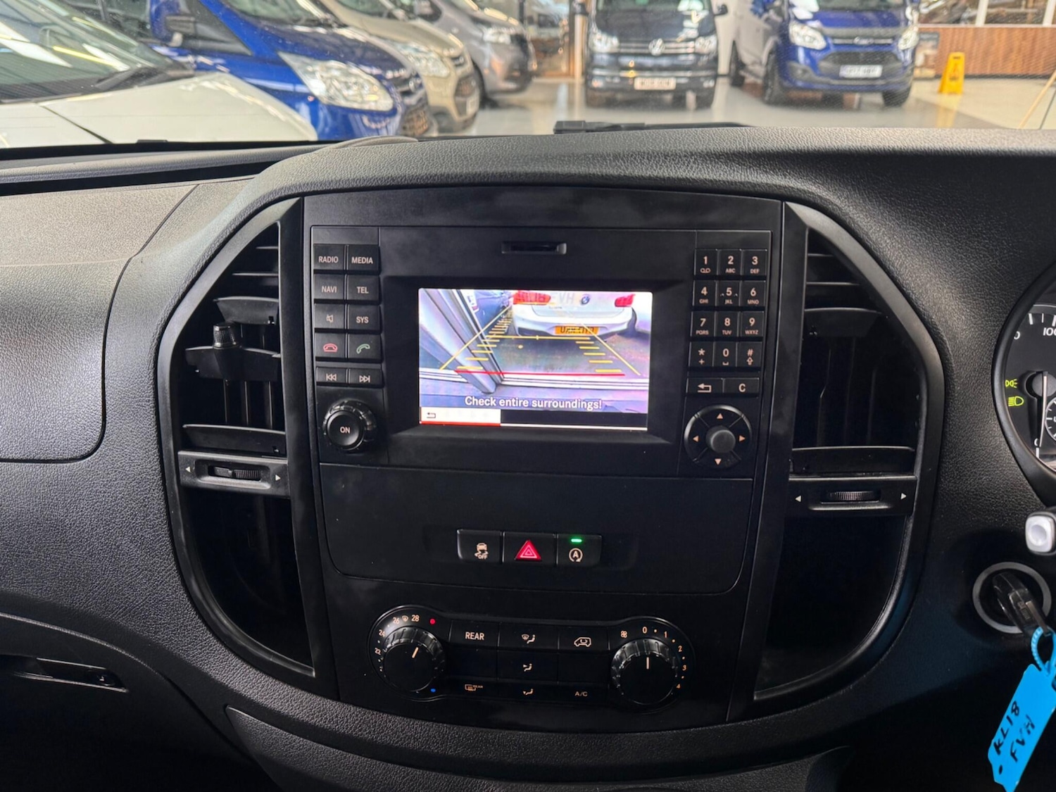 Used Mercedes-Benz Vito for sale - 77364373: Photo 22