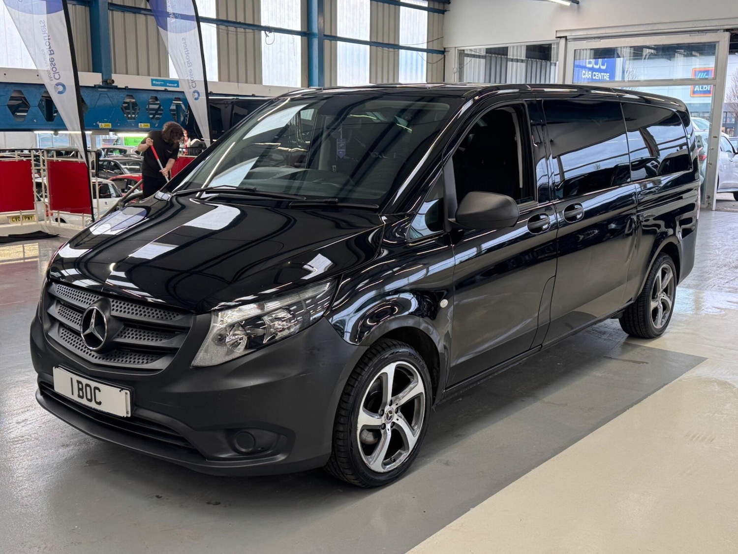 Used Mercedes-Benz Vito for sale - 77364373: Photo 3