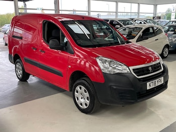Used Peugeot Partner 2018 for sale - 77364326: Photo