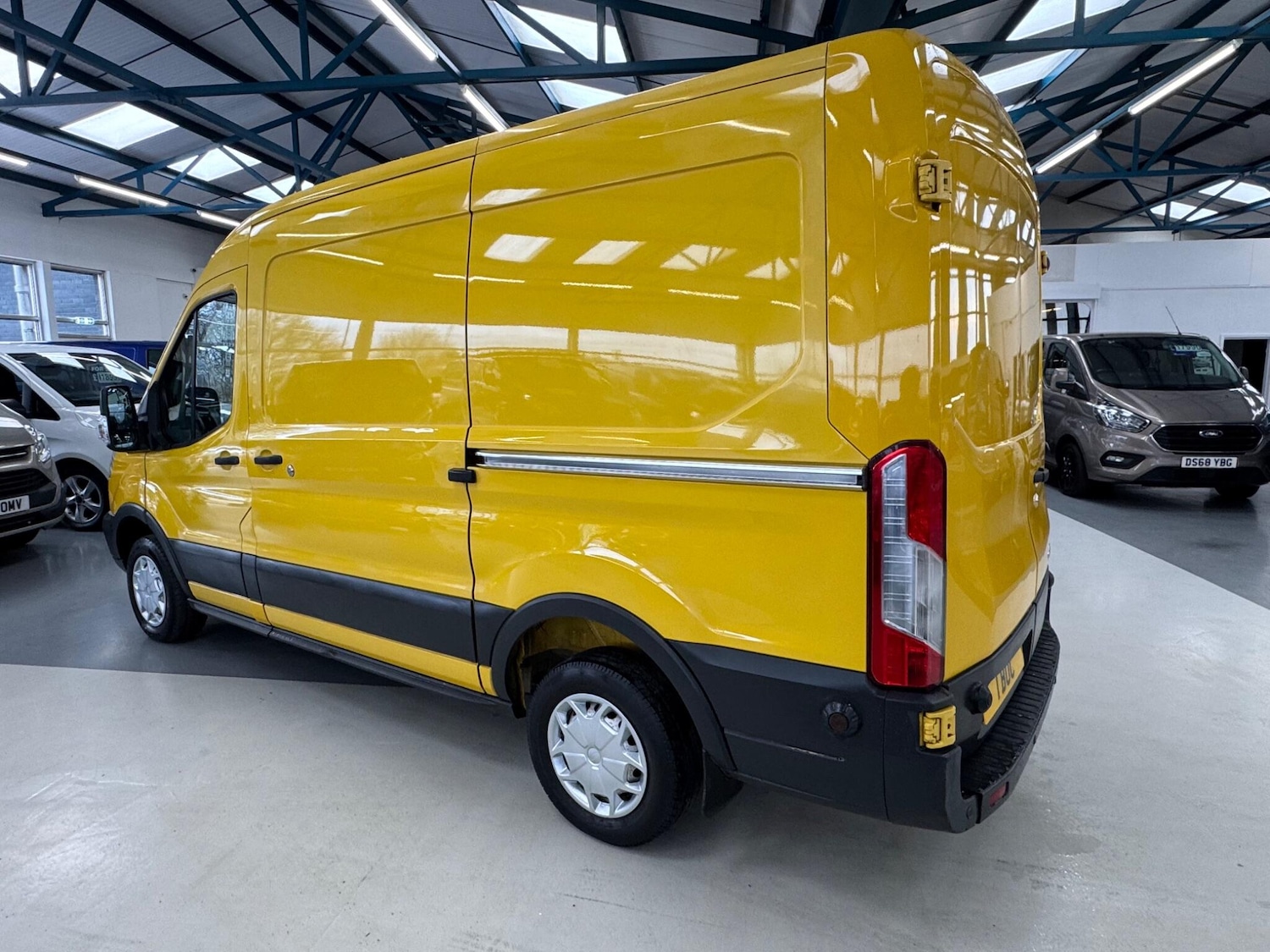 Used Ford Transit 2016 for sale - 77524976: Photo 4