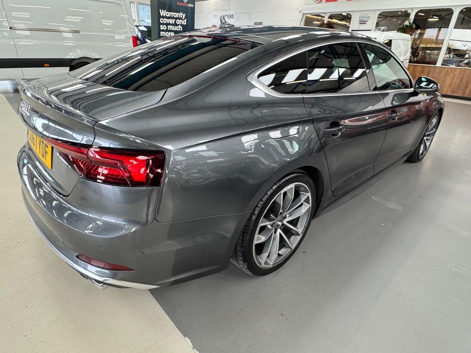 Used Audi S5 for sale - 77808849: Photo 10