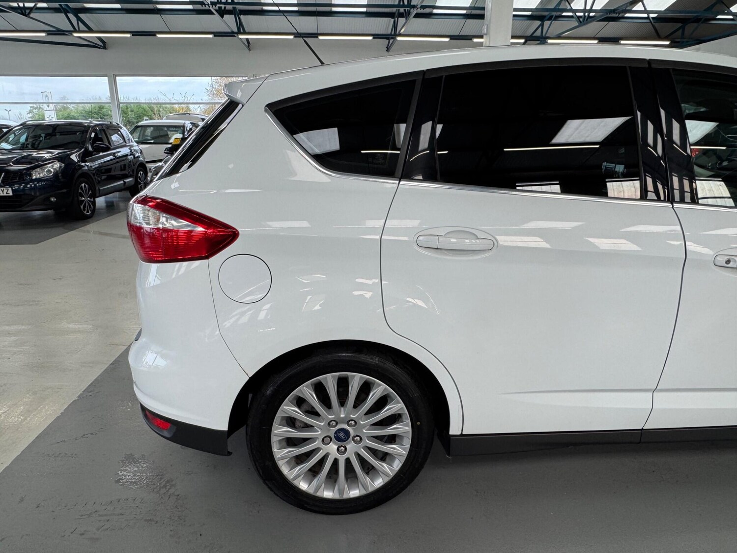 Used Ford C-Max 2013 for sale - 77364352: Photo 21