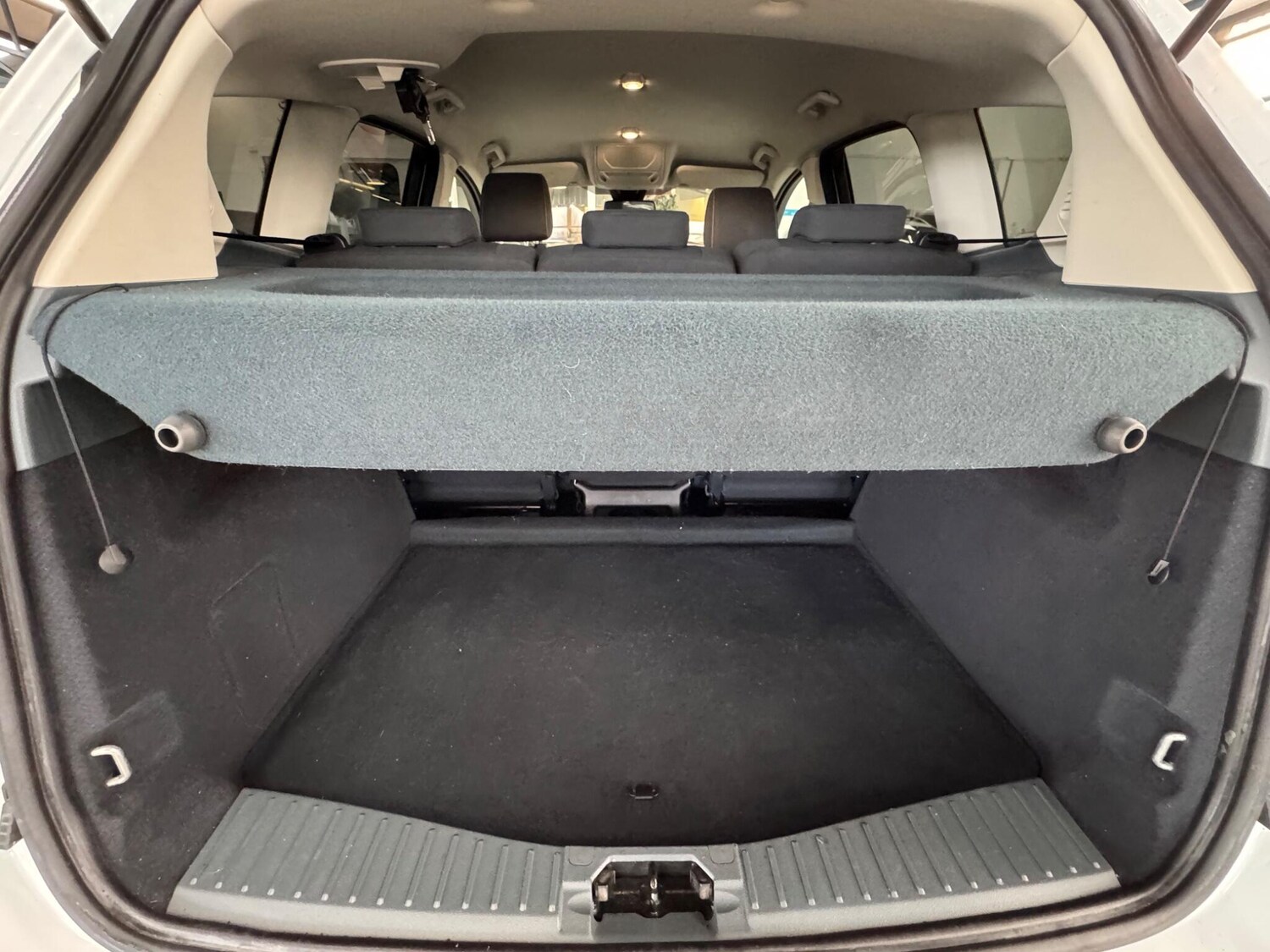 Used Ford C-Max 2013 for sale - 77364352: Photo 25