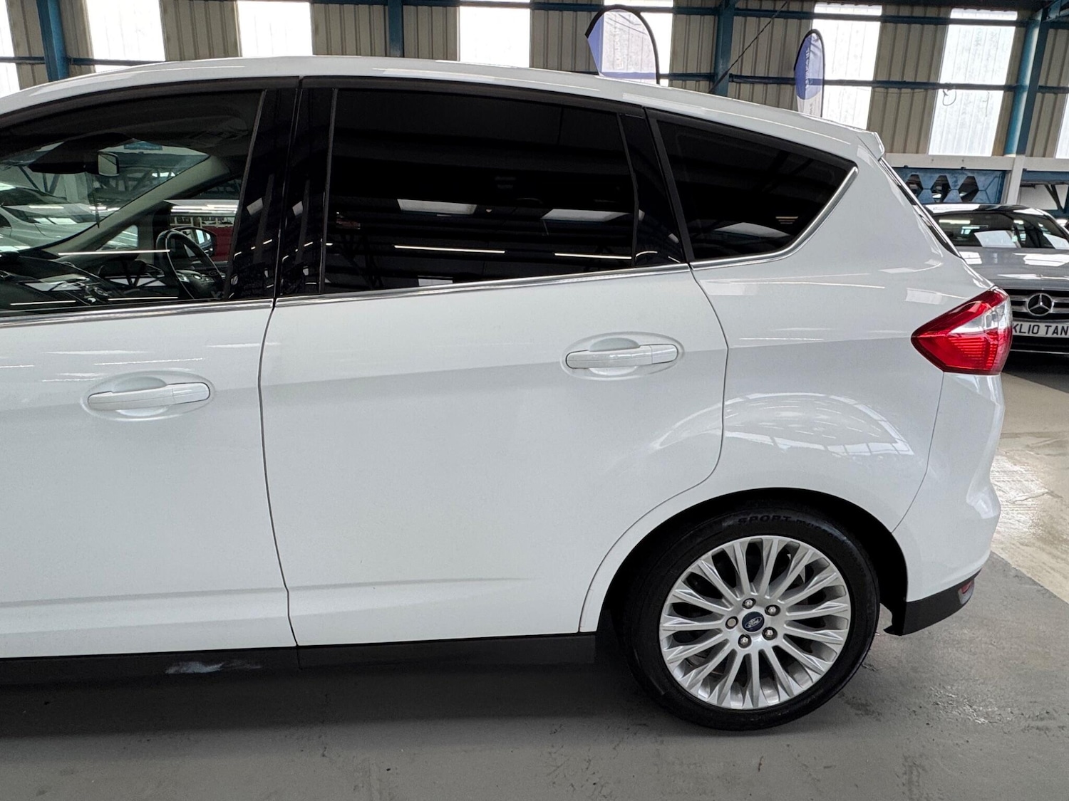 Used Ford C-Max 2013 for sale - 77364352: Photo 7