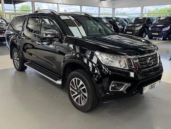 Used Nissan Navara 2017 for sale - 79387824: Photo