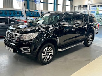 Used Nissan Navara 2017 for sale - 79387824: Photo