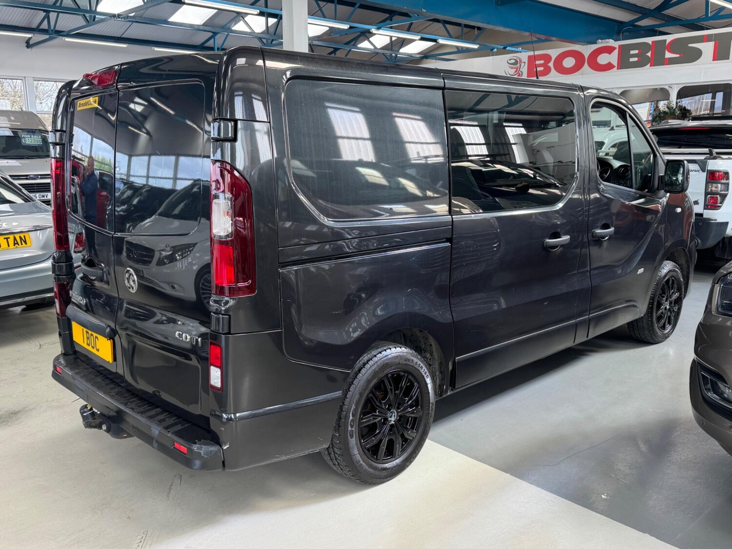 Used Vauxhall Vivaro 2017 for sale - 77839104: Photo 8