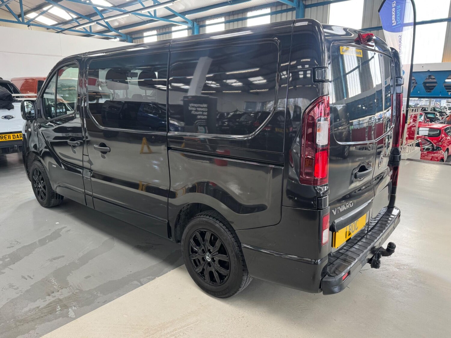 Used Vauxhall Vivaro 2017 for sale - 77839104: Photo 9