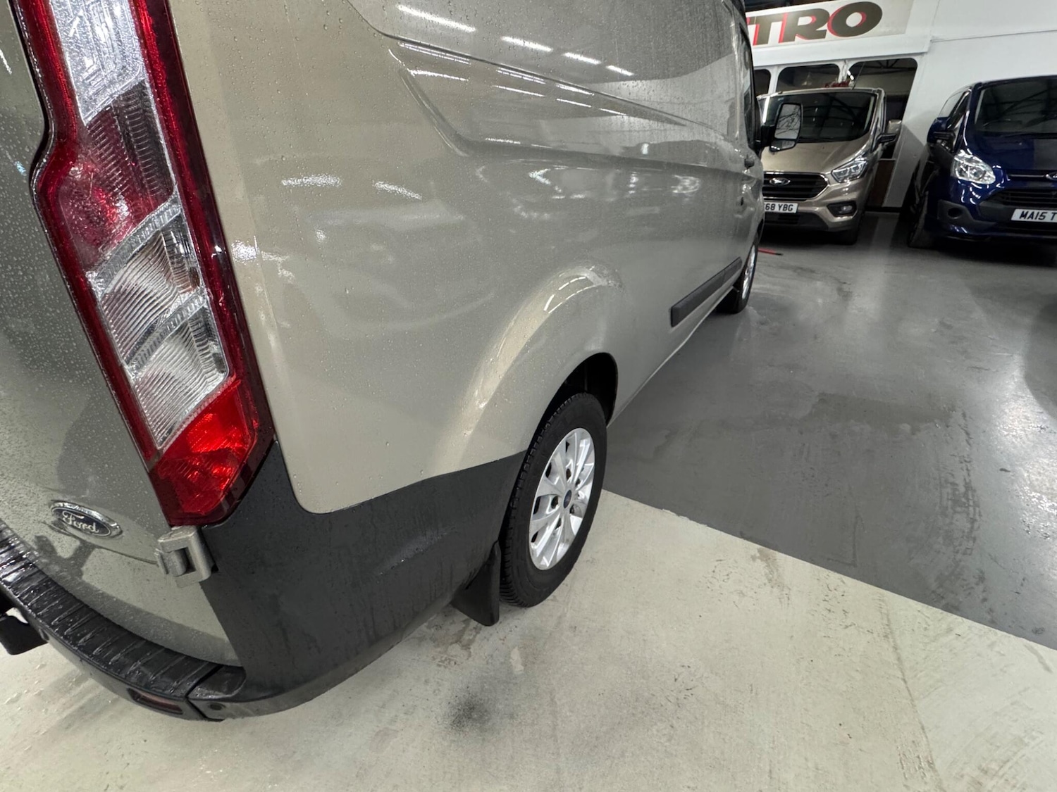 Used Ford Transit Custom for sale - 77364328: Photo 17