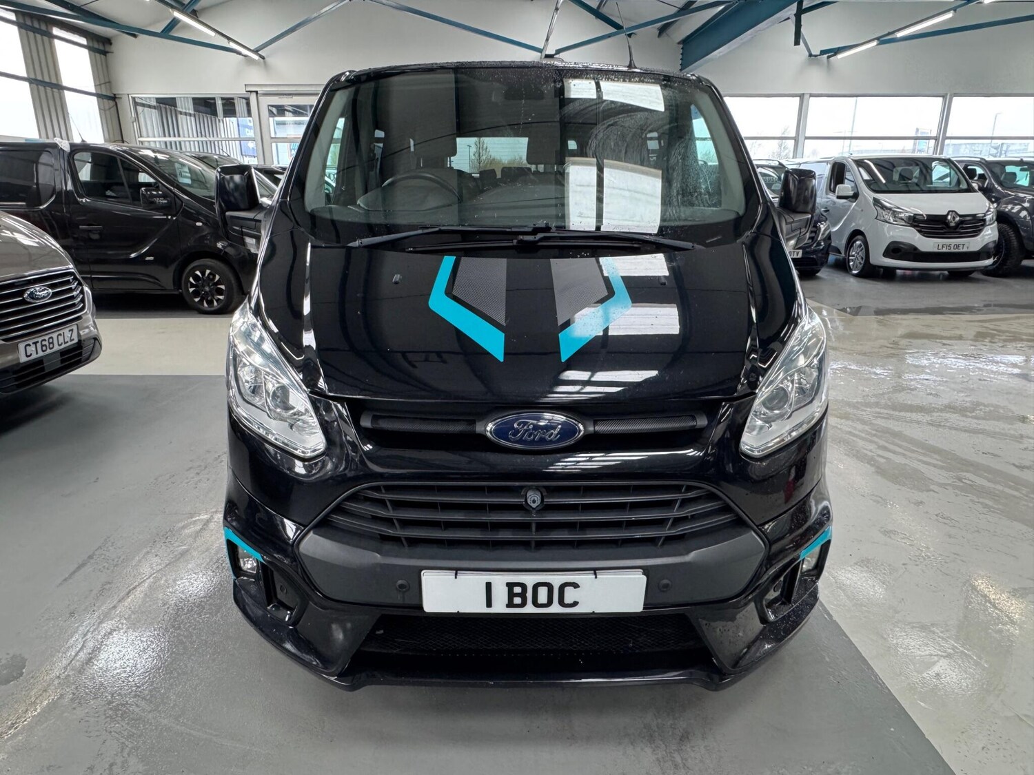 Used Ford Tourneo Custom 2015 for sale - 78006296: Photo 2