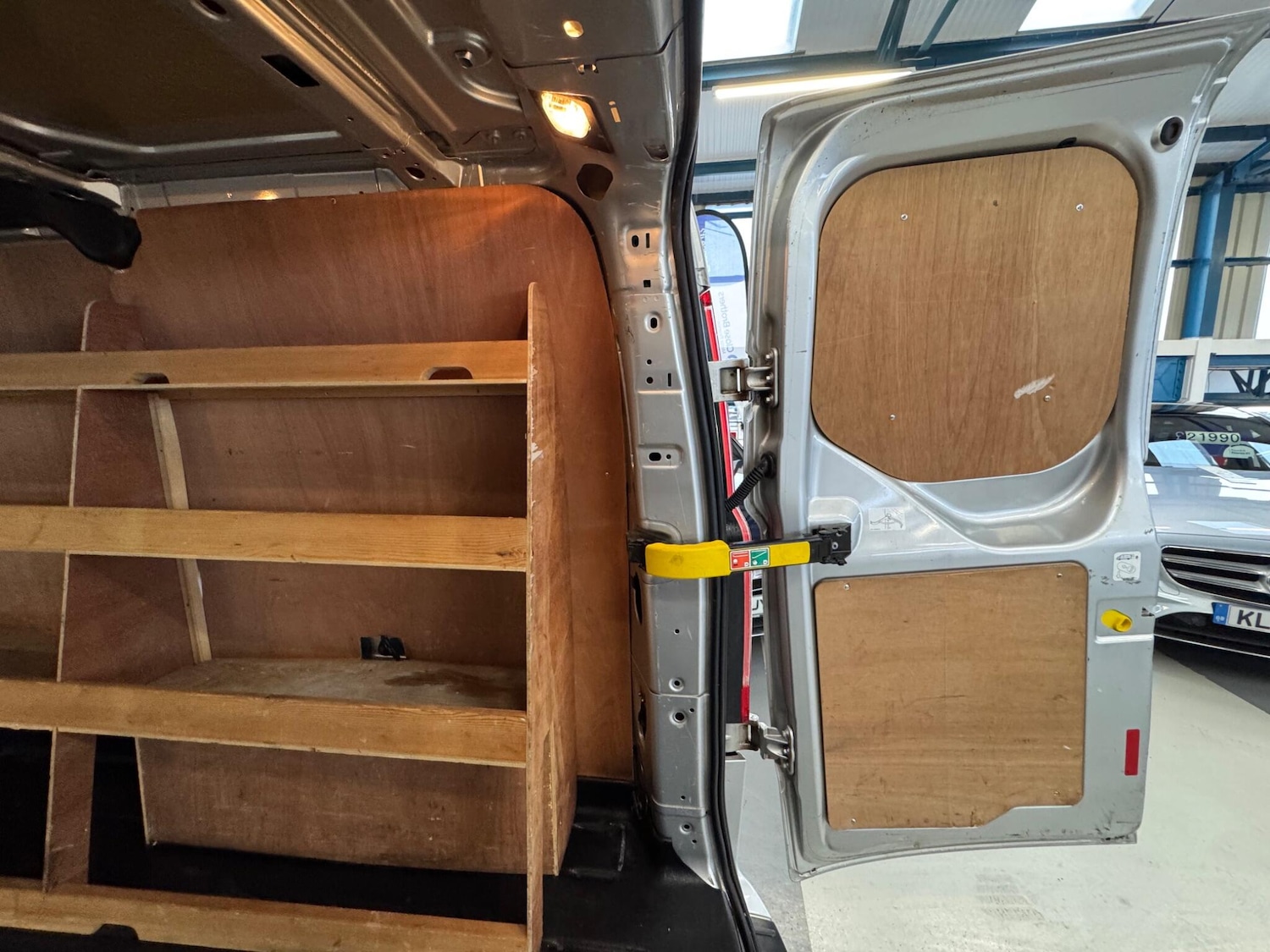 Used Ford Transit Custom for sale - 77364357: Photo 25