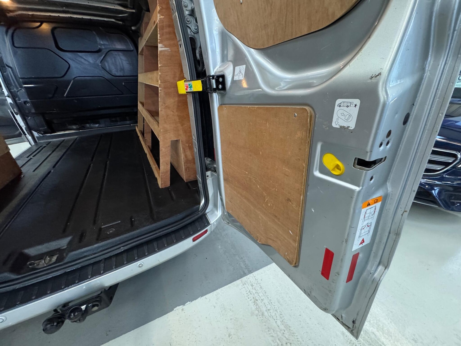 Used Ford Transit Custom for sale - 77364357: Photo 40