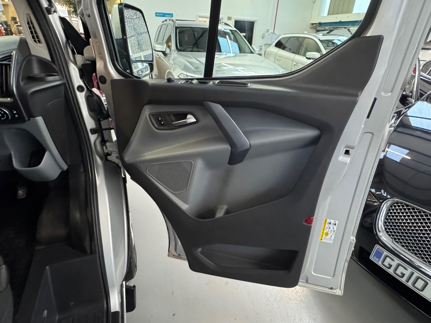 Used Ford Transit Custom for sale - 77364357: Photo 42